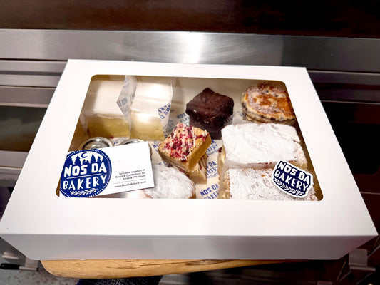 Bakers 'Treat' Box