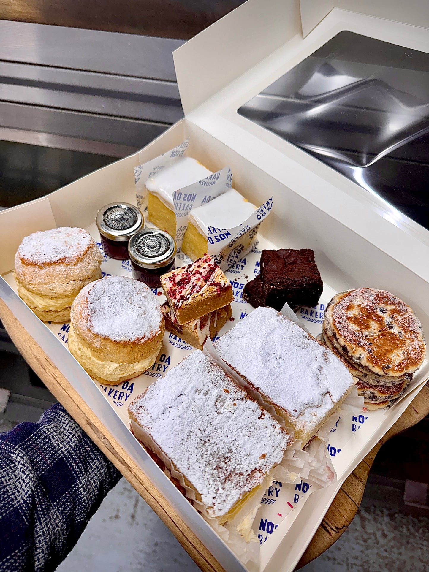 Bakers 'Treat' Box