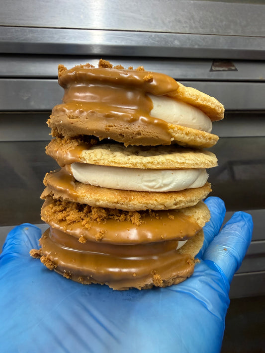 Biscoff Caramel COOKIE SANDWICH