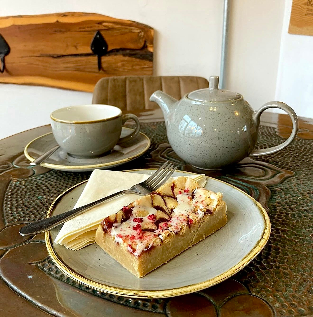 Raspberry & White Chocolate Blondie